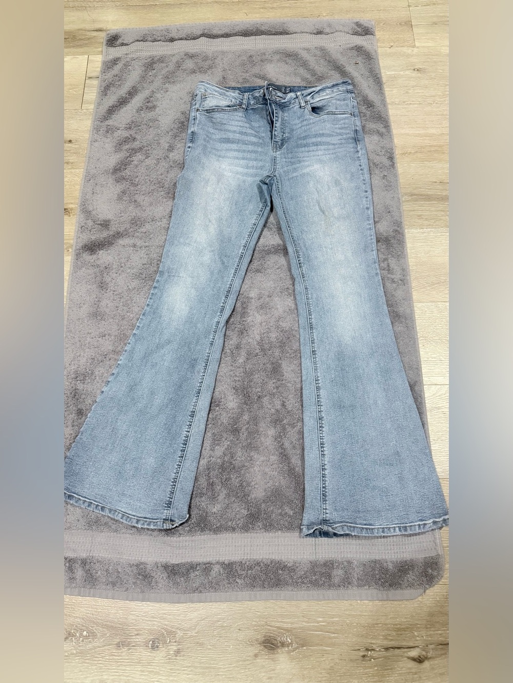 Light Wash Women's Flare Jeans - High-Rise Wide Leg